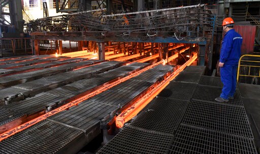 China Shrinking Steel Industry, but Too Slowly for West