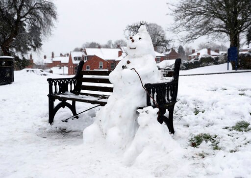 Snow Wreaks Havoc on Travelers in Britain, Schools Closed