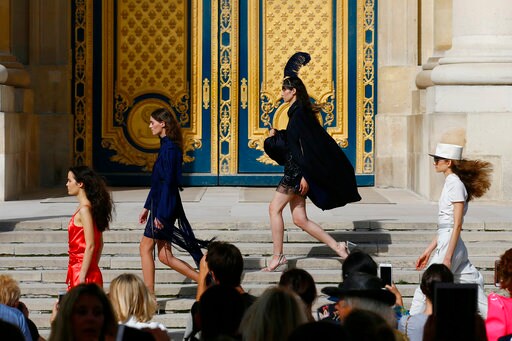 Rich Colors Dominate the Runway at Paris Fashion Week