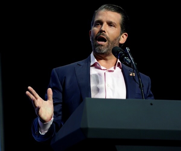 donald trump jr speaks to crowd