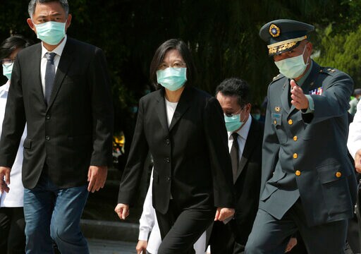 US Envoy Joins Taiwan President at Military Memorial