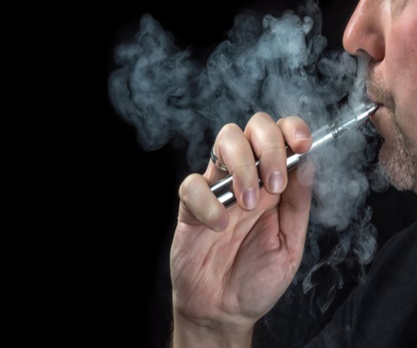Vaping Increases Risk of Pneumonia: Study