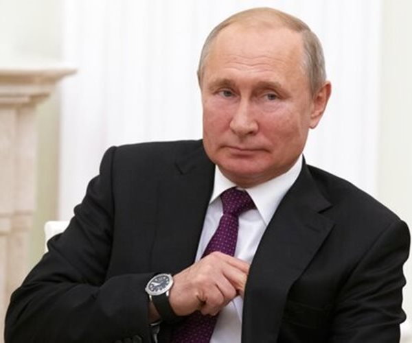 Putin Orders 'Symmetrical' Measures in Response to US Missile Test