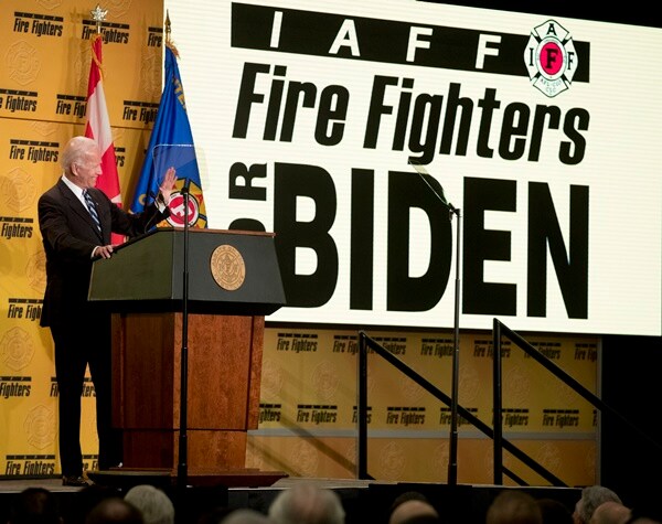 Biden Still Keeps Narrow Lead in 2020 Iowa Poll