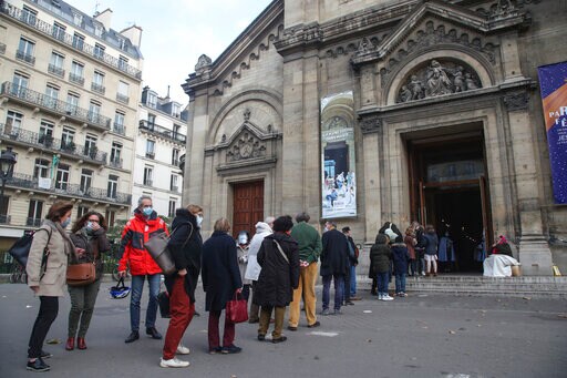 Court Orders France to Rethink 30-person Limit on Worship