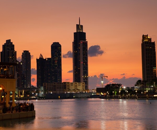 Buffett's Berkshire Hathaway Moves Into Dubai Despite Property Slump