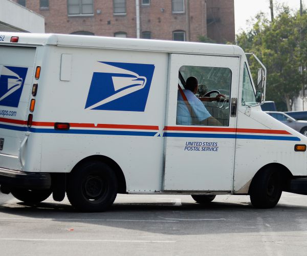 Amazon, Postal Service Are Leaving Taxpayers With Hefty Tab