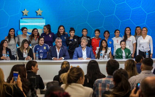 Argentina Announces Professionalization of Women's Soccer