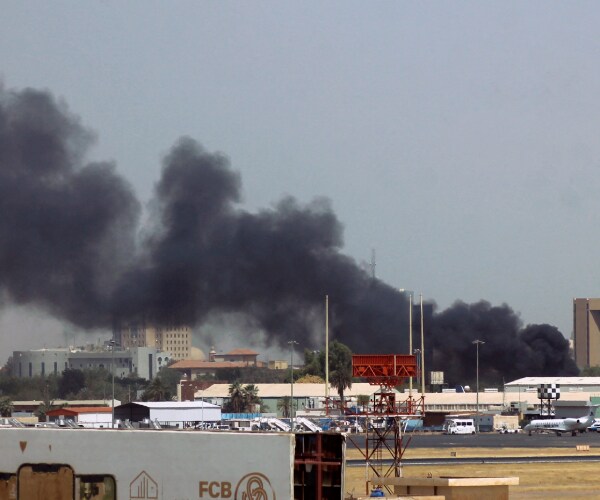 Sudan Paramilitaries Clash With Army in Apparent Coup Bid