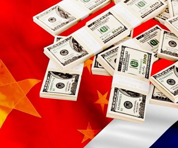 Russian Economy at Risk of Delayed Recovery After Crimea Flareup