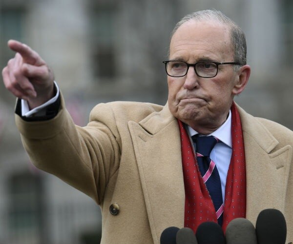 Kudlow: Fed Won't Make 'Panic Move,' Cut Rates Over Virus