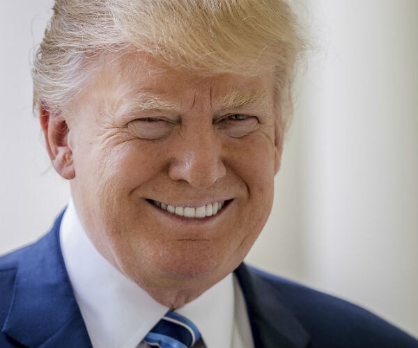 Trump to Deliver Commencement Address at Liberty University