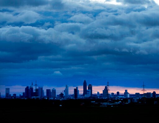 European Central Bank Offers Help to Weakening Economy