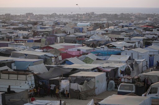 Rifts Appear Between Israel's Political and Military Leadership Over Conduct of Gaza War