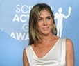 Jennifer Aniston: Moral, Professional Obligation to Reveal Vax Status