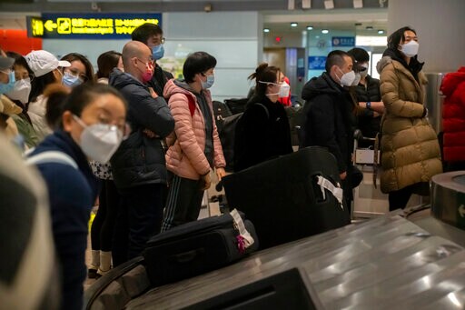 China Suspends Visas for South Koreans in Retaliation