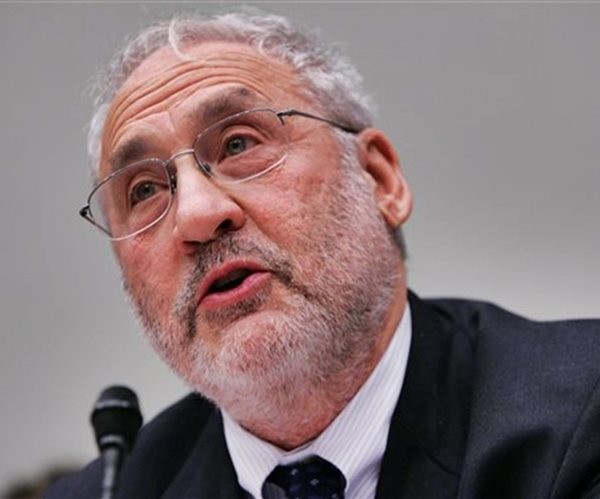 Joseph Stiglitz: Govt Stimulus Programs Have Failed US Workers