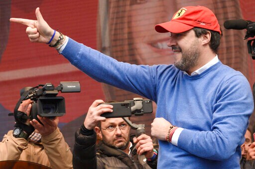 Italy's Salvini Dares Lawmakers to Vote to Put Him on Trial