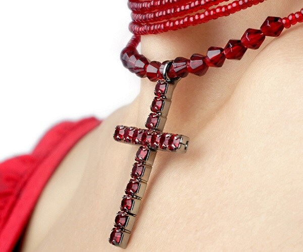 Pope Francis: Crucifix as a Fashion Accessory Abuses Real Meaning