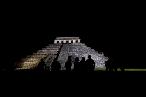 Mexico Finds Water Tunnel under Pakal Tomb in Palenque