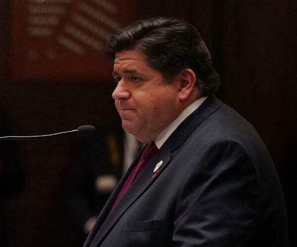 Illinois Nixes Family Planning Money After Trump 'Gag Rule'