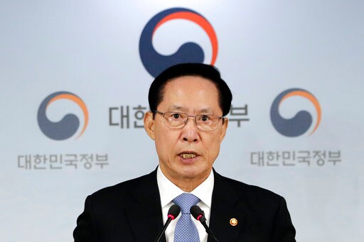 SKorea Suspends Civilian Drills to Help Talks with NKorea