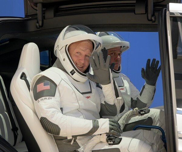 NATO to Set Up New Space Center Amid China, Russia Concerns 