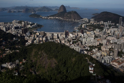 Brazil's Prosecutors Block Zipline Construction at Rio's Iconic Sugarloaf Mountain