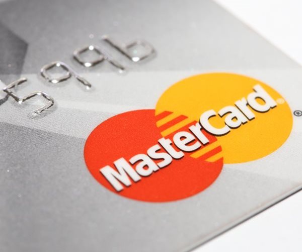 Mastercard Cardholders Continue to Splurge 