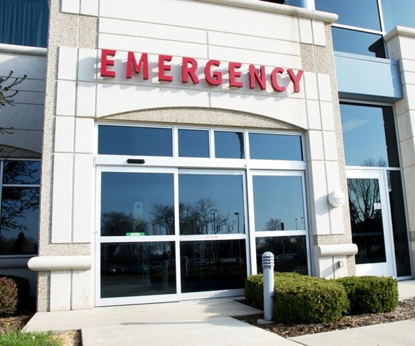 JPMorgan: Debt-Laden US Hospitals Face 'Critical' 30 Days