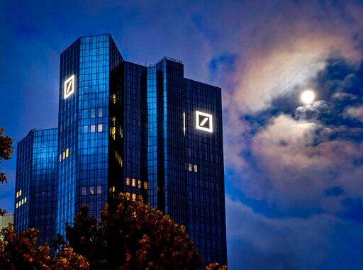 Deutsche Bank Sees Biggest Annual Profit in a Decade