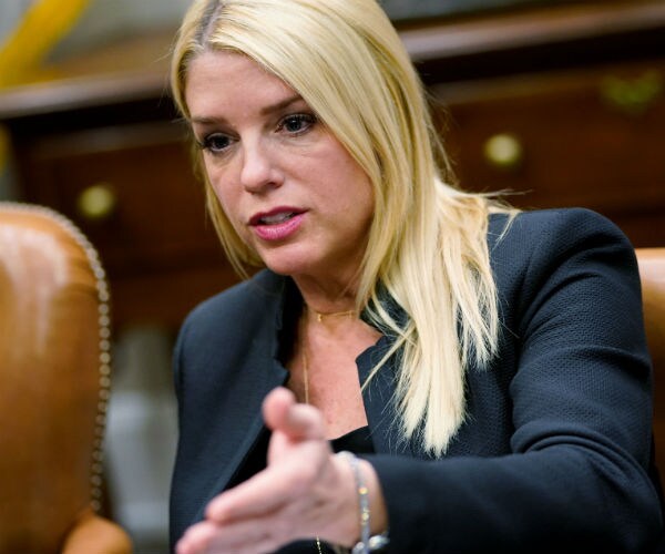 Florida AG Bondi: Help Available for Victims of Jacksonville Shootings