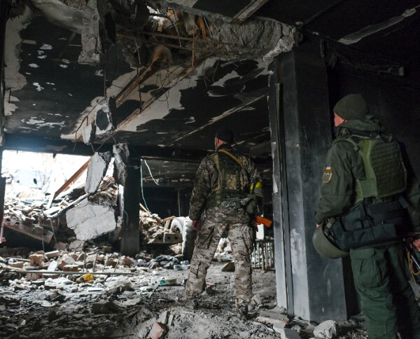 Deadly Russian Shelling Cuts Off Kherson Power