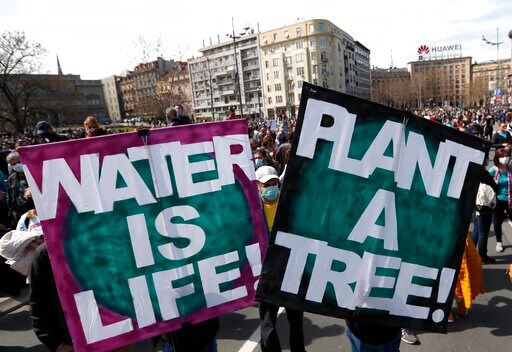 Thousands Rally in Serbia to Protect the Environment