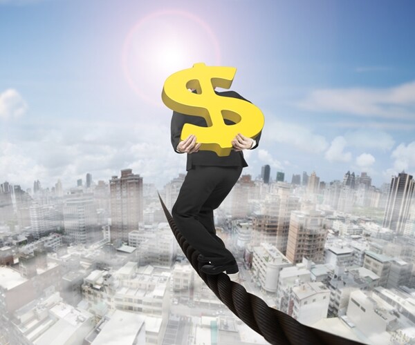 US Economic Recovery Still Uncertain After Volatile 6 Months