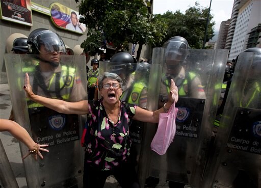 Anti-government Protesters Clash with Police in Venezuela