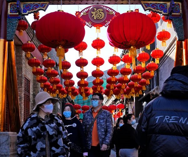 China's First Quarter GDP Expands by 4.5% 