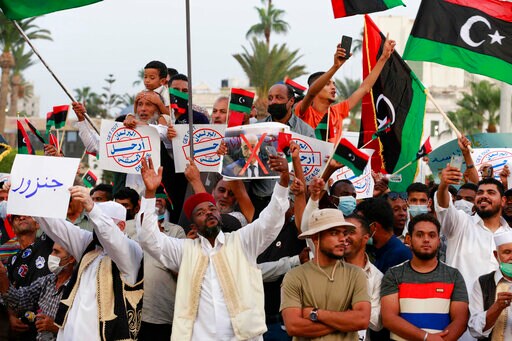 Hundreds Protest against No-confidence Vote in Libya Govt