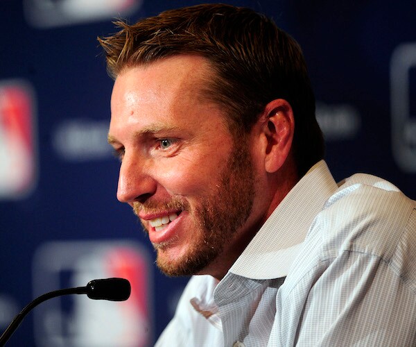 Roy Halladay, Former Star Pitcher, Killed in Florida Plane Crash