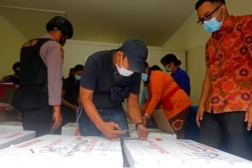 Indonesia Starts Emergency Use of COVID-19 Vaccine