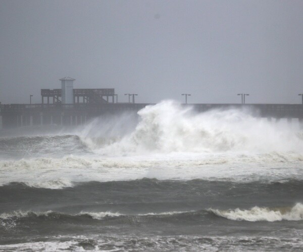 waves break in gulf shores alabama as hurricane sally makes landfall