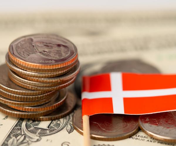 UBS Warns US Will Soon Label Swiss a Currency Manipulator