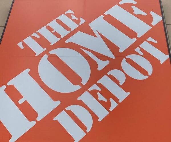 Home Depot Beats Comparable Sales
