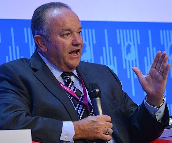 Retired General: Russia's 'Hybrid Warfare' Cannot Go Unchecked