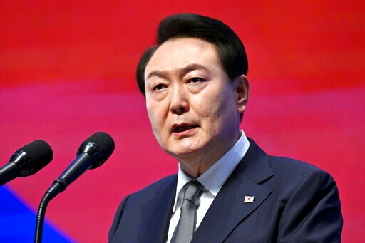 S Korea Pushes to End Japan Disputes over Forced Laborers