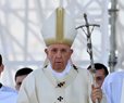 Pope Criticizes Politicization of Cross