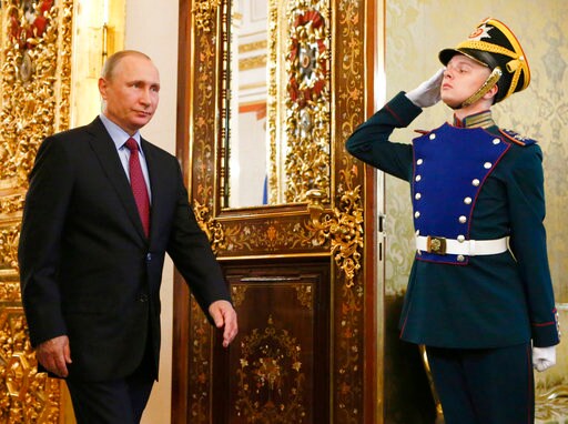 Russia Regrets New US Sanctions, Mulls Retaliatory Moves