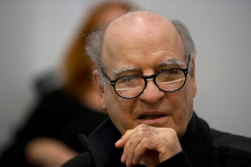 Argentine Cartoonist Quino, Creator of "Mafalda" Comic, Dies