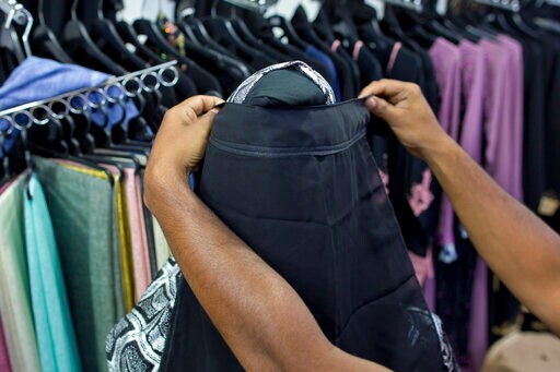 After Sri Lanka Blasts, Government Targets the Niqab Veil