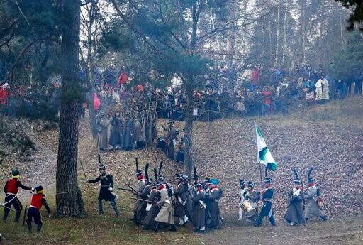 Thousands in Belarus Reenact Napoleonic Wars Battle